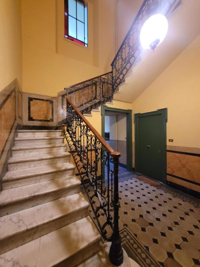 Trilocale In Villa Signorile Milano Exterior foto
